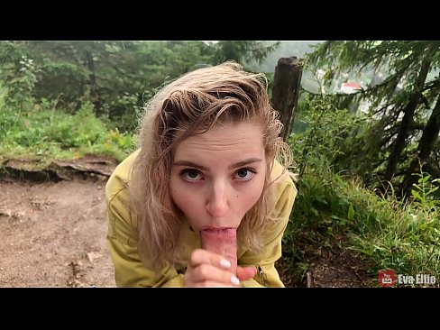 ❤️ Ragazza ingoia lo sperma dopo un pompino in pubblico - Eva Elfi Porno bello al it.newsexxxx.ru ❌